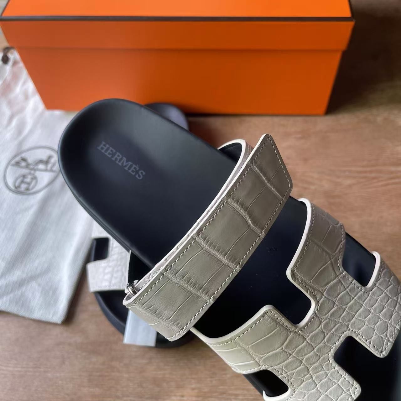 Hermes Women's Chypre Sandals in Beton Matte Alligator - Image 5