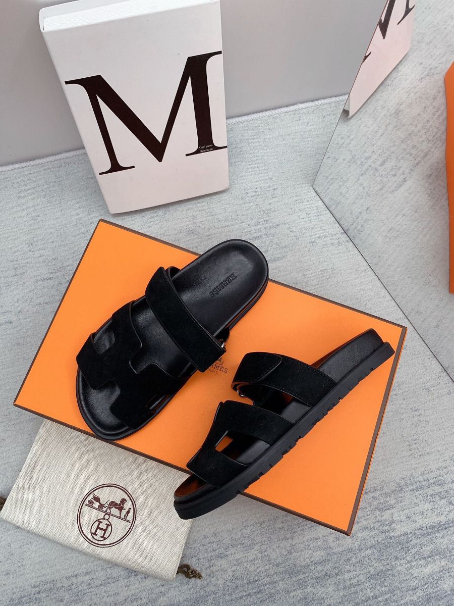 Hermes Women's Chypre Sandals In Black Suede Calfskin - Image 7