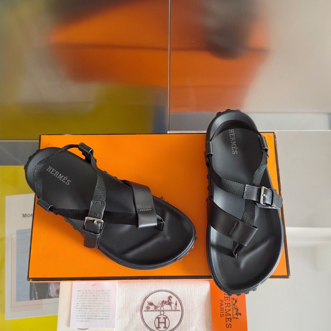 Hermes Inboard Sandals in Black Leather and Ribbon - Image 4