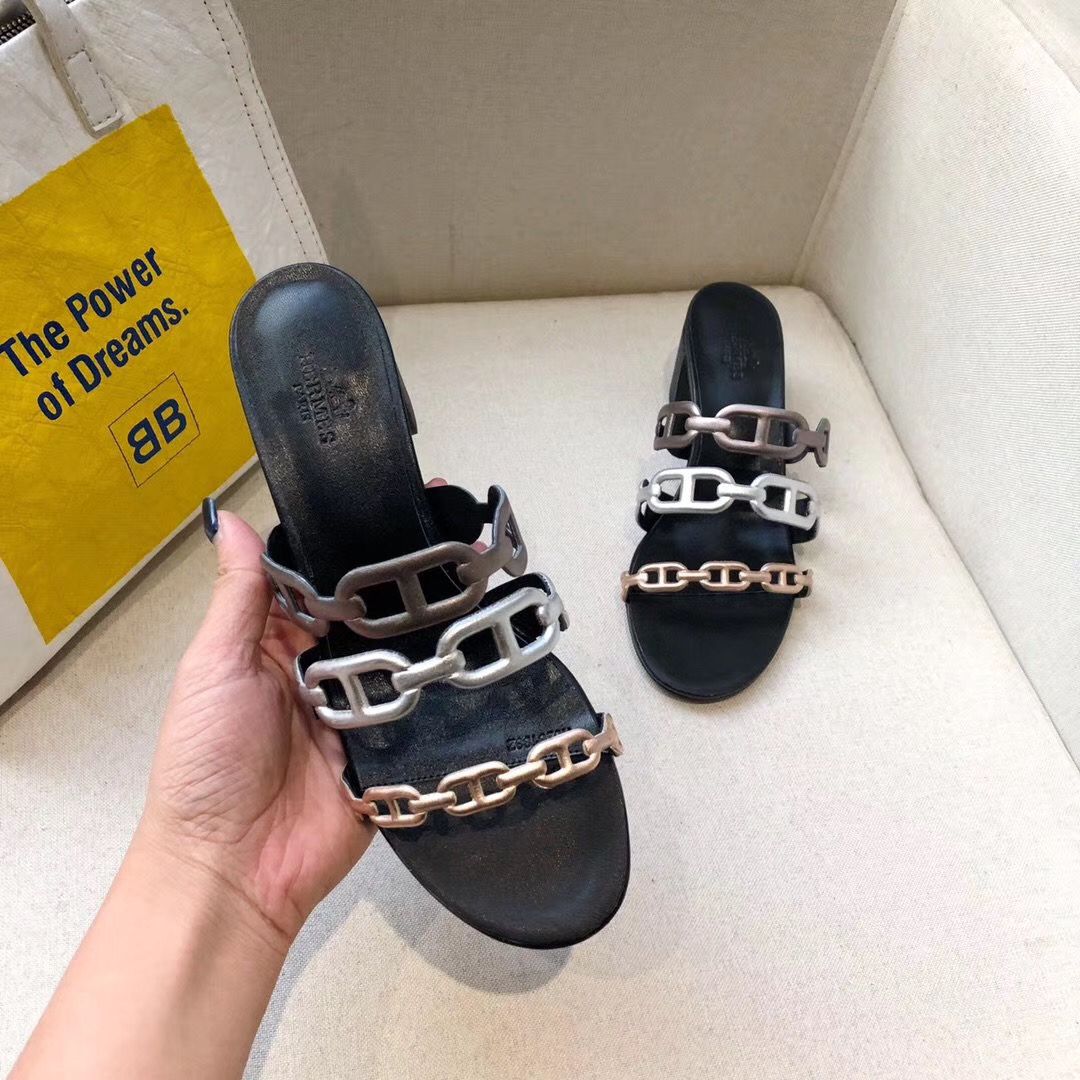 Hermes Tandem Sandals In Gold/Silver Lambskin - Image 7