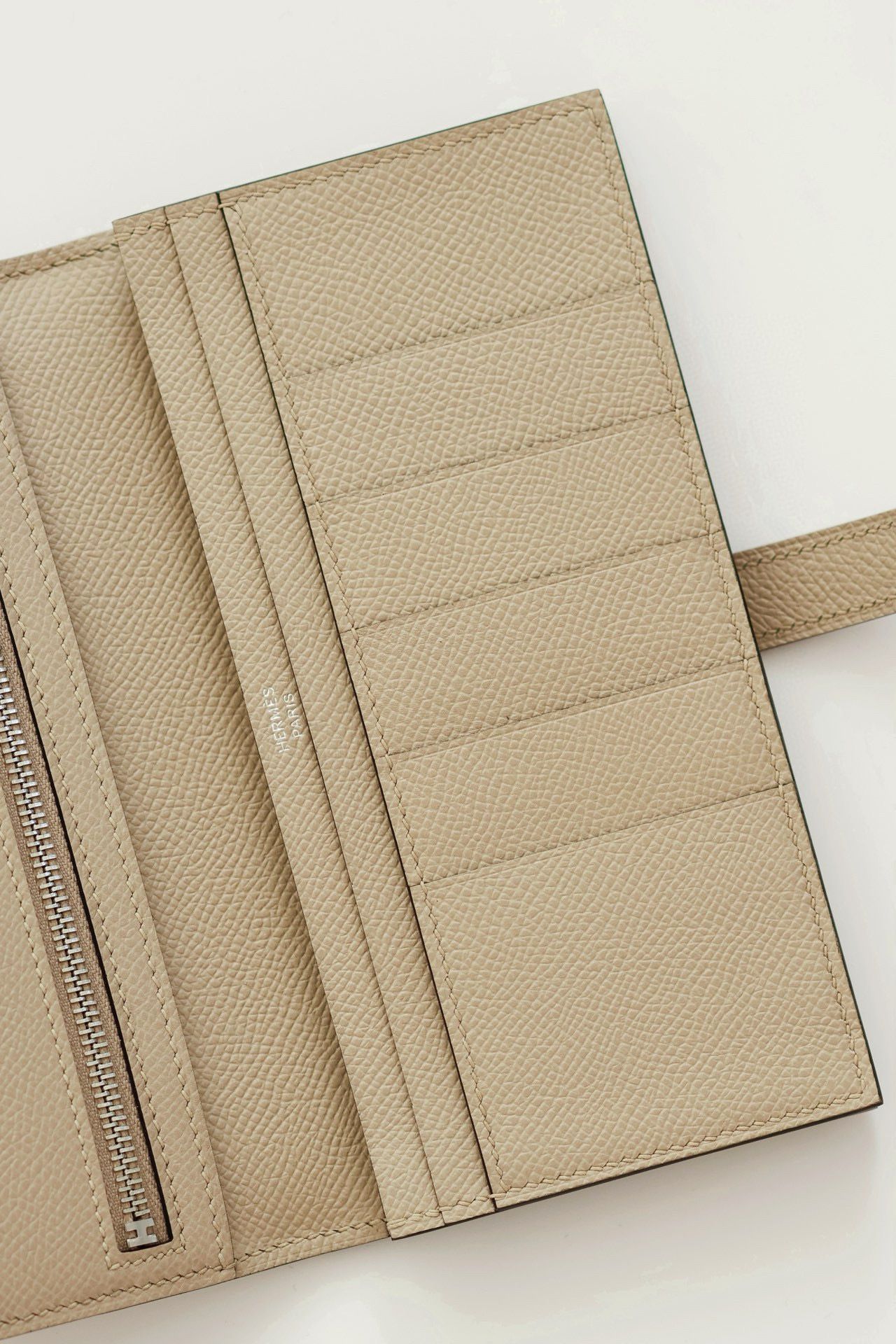 Hermes Bearn Long Handmade Wallet in Trench Epsom Calfskin - Image 7