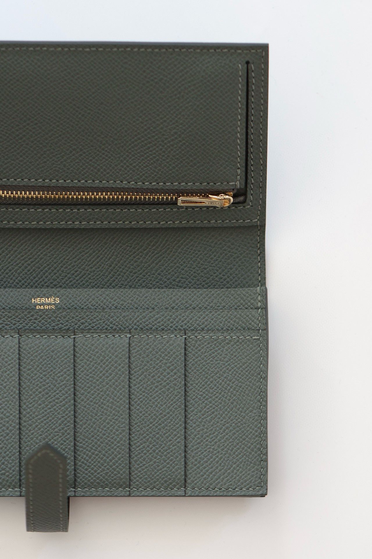 Hermes Bearn Long Handmade Wallet in Vert Amande Epsom Calfskin - Image 6