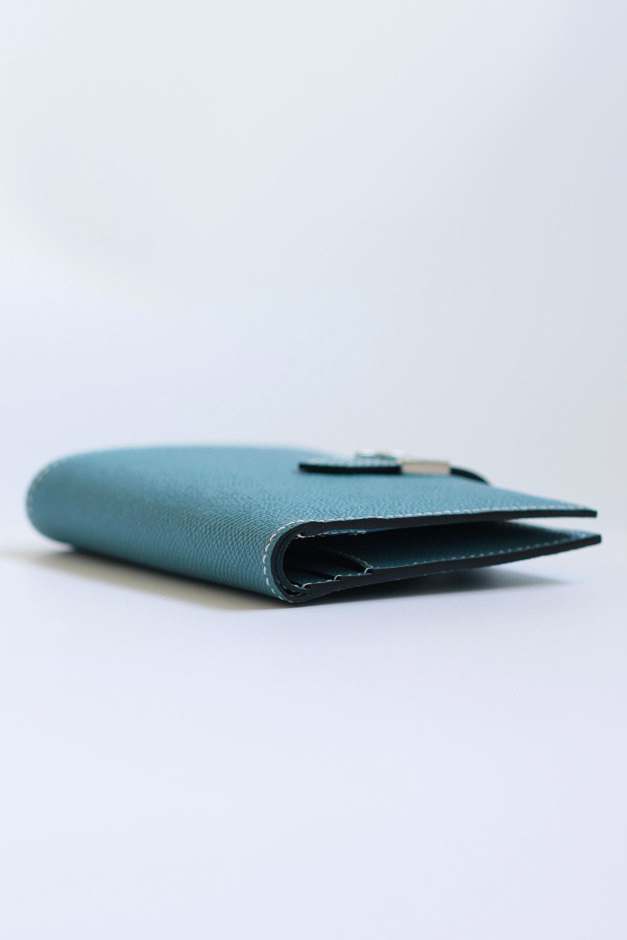 Hermes Bearn Compact Handmade Wallet in Blue Jean Epsom Calfskin - Image 9