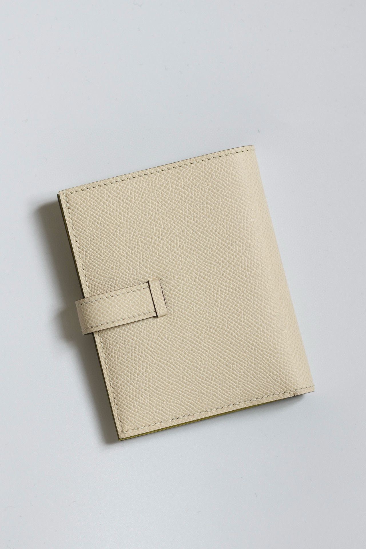 Hermes Bearn Compact Verso Handmade Wallet in Nata Epsom Calfskin - Image 10