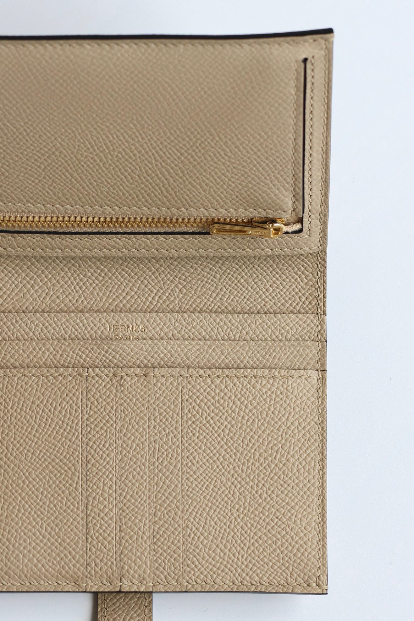 Hermes Bearn Compact Handmade Wallet in Trench Epsom Calfskin - Image 8