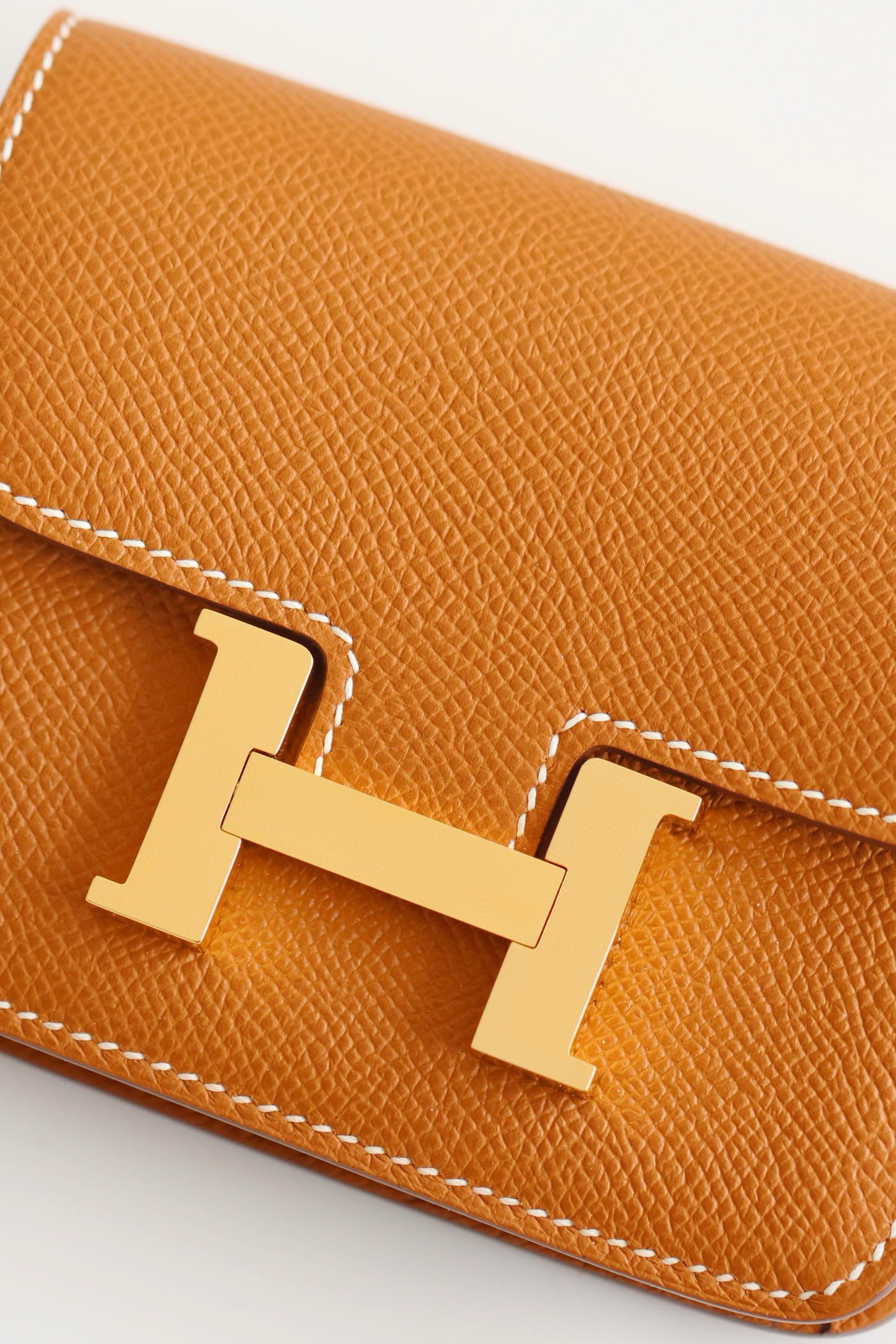Hermes Constance Slim Wallet in Gold Epsom Calfskin - Image 6