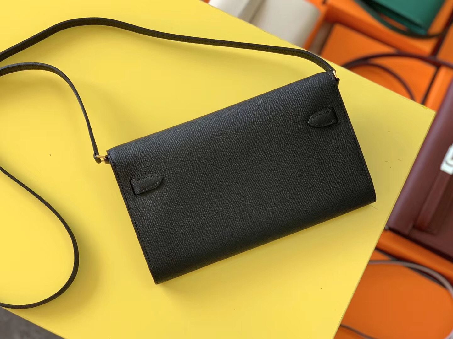 Hermes Kelly Classique To Go Wallet In Black Epsom Calfskin - Image 3