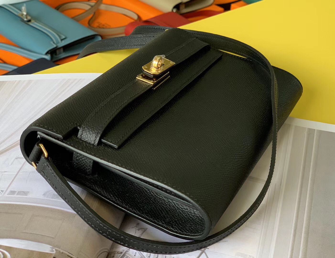 Hermes Kelly Classique To Go Wallet In Black Epsom Calfskin - Image 4