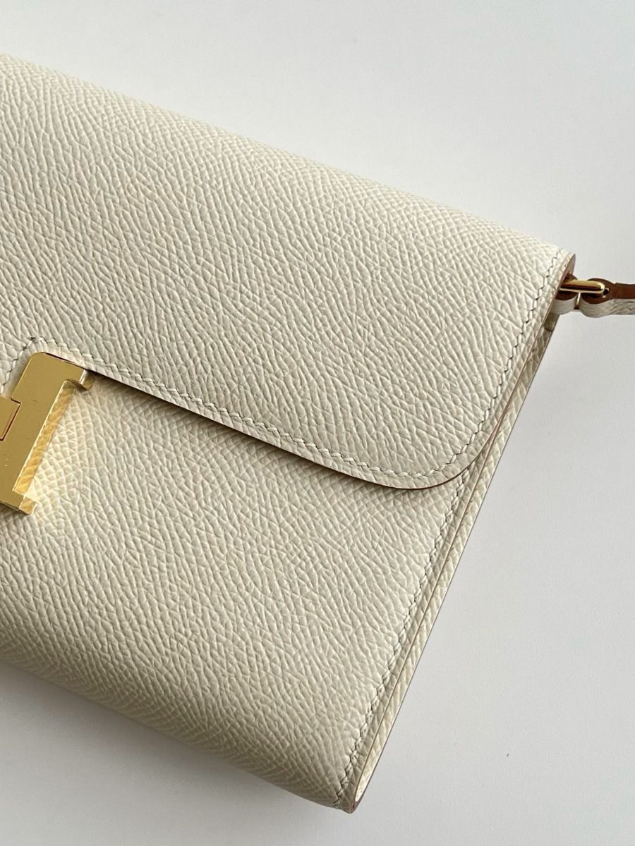 Hermes Constance To Go Wallet in Craie Epsom Calfskin - Image 6